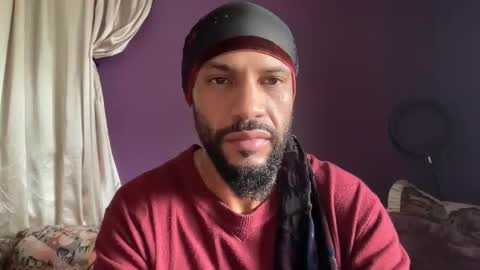 Snapshot of kofigardner chatting on 12-13-25, 08:04 A Dick Ting online show from 12-13-25, 08:04