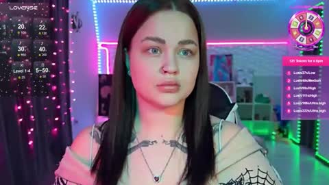 Mia online show from 02-21-26, 10:05