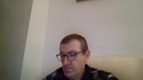 Snapshot of kolesie7 chatting on 12-21-24, 10:51 JUAN CARLOS online show from 12-21-24, 10:51