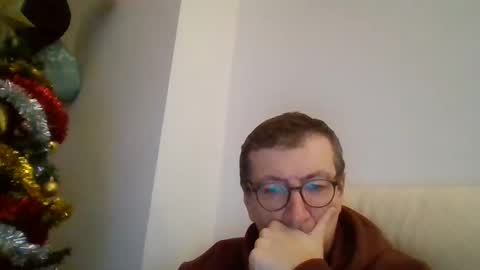 Snapshot of kolesie7 chatting on 01-06-25, 05:16 JUAN CARLOS online show from 01-06-25, 05:16