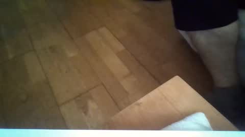 Snapshot of kolesie7 chatting on 01-10-25, 10:46 JUAN CARLOS online show from 01-10-25, 10:46