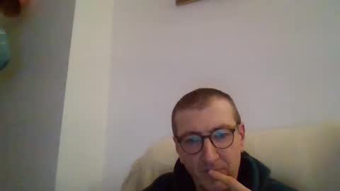 Snapshot of kolesie7 chatting on 02-07-25, 06:56 JUAN CARLOS online show from 02-07-25, 06:56