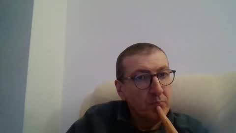 Snapshot of kolesie7 chatting on 02-12-25, 07:02 JUAN CARLOS online show from 02-12-25, 07:02