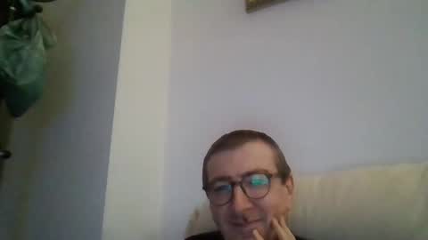 Snapshot of kolesie7 chatting on 09-24-25, 06:22 JUAN CARLOS online show from 09-24-25, 06:22