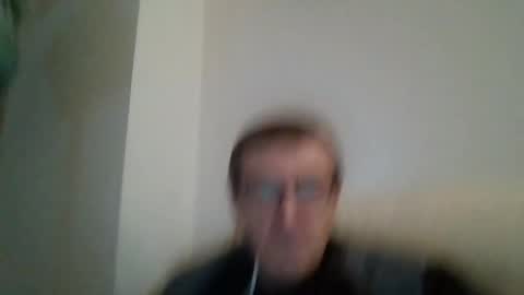 Snapshot of kolesie7 chatting on 10-15-25, 07:03 JUAN CARLOS online show from 10-15-25, 07:03