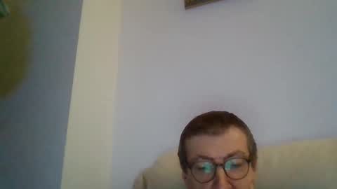 Snapshot of kolesie7 chatting on 10-17-25, 07:05 JUAN CARLOS online show from 10-17-25, 07:05