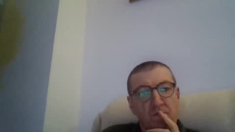 Snapshot of kolesie7 chatting on 10-31-25, 07:26 JUAN CARLOS online show from 10-31-25, 07:26