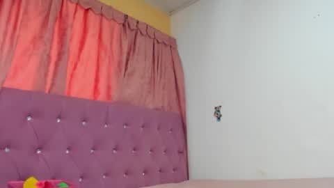 Snapshot of konie_hot chatting on 11-11-25, 02:28 konie Diaz online show from 11-11-25, 02:28