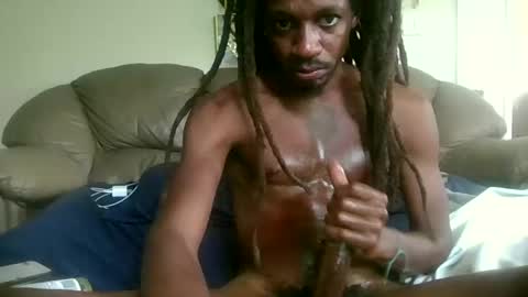 Snapshot of konji1992 chatting on 03-10-26, 05:07 Clarence online show from 03-10-26, 05:07