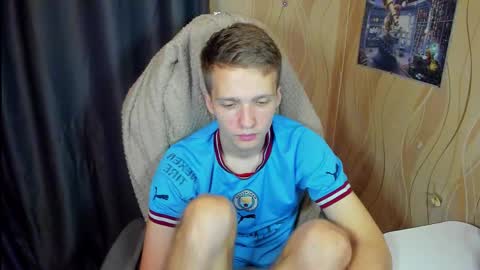 Snapshot of konnor_deviant chatting on 10-05-25, 10:29 konnor_deviant online show from 10-05-25, 10:29