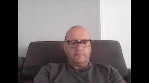 Snapshot of konsty17 chatting on 01-05-26, 11:52 konsty17 online show from 01-05-26, 11:52