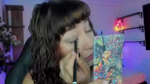 Kora Red online show from 12-19-25, 02:13