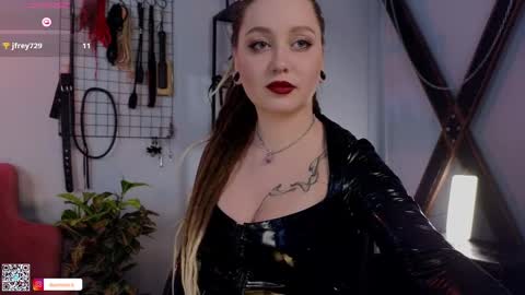 Snapshot of koracrosbie chatting on 02-28-25, 01:14 Kora TG channel online show from 02-28-25, 01:14