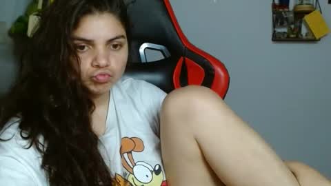 Karoll online show from 12-31-24, 01:04