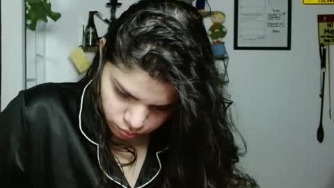 Karoll online show from 10-02-25, 01:45