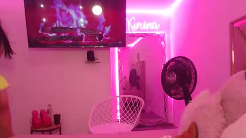 Snapshot of korinapazz chatting on 01-15-26, 03:33 korina online show from 01-15-26, 03:33