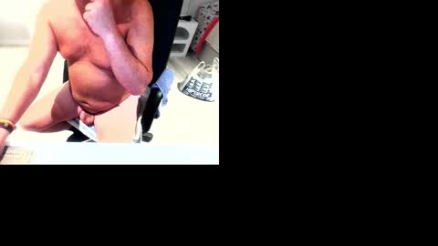 Snapshot of korokota2021 chatting on 10-11-25, 08:18 Korokota online show from 10-11-25, 08:18