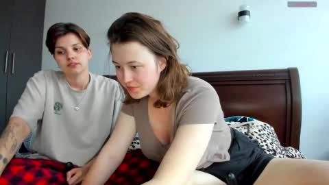 Twiix online show from 02-16-25, 11:26