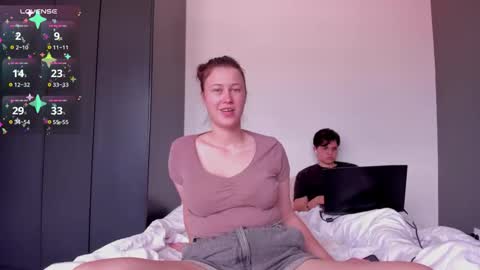 Twiix online show from 09-30-25, 07:52