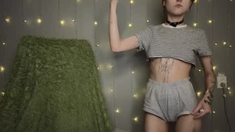 Snapshot of kortny_yo chatting on 01-18-25, 08:40 Kortny online show from 01-18-25, 08:40