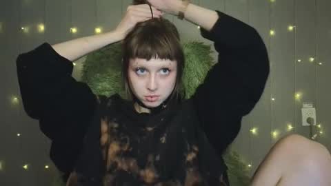 Snapshot of kortny_yo chatting on 02-13-25, 02:01 Kortny online show from 02-13-25, 02:01