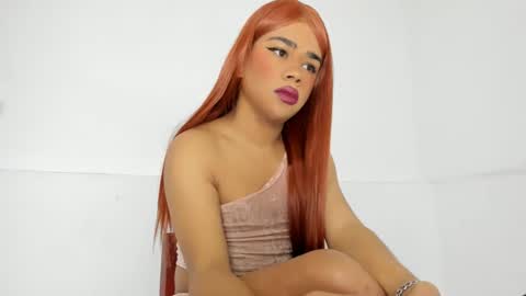 Milagros online show from 10-27-25, 01:48