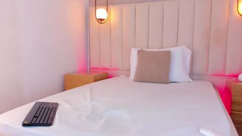 K O S M I C online show from 02-12-26, 02:01