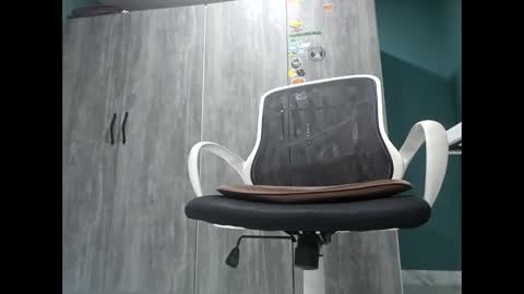 Koto Bombon online show from 03-10-25, 06:05