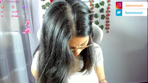 Snapshot of kotomi_rosse chatting on 02-19-25, 05:16 Kotomi online show from 02-19-25, 05:16
