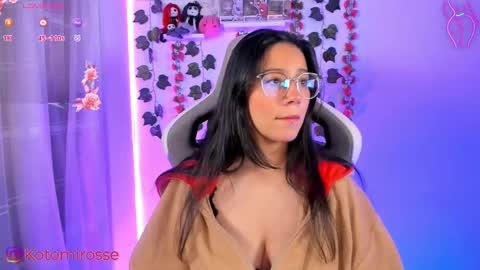 Snapshot of kotomi_rosse chatting on 09-10-25, 02:22 Kotomi online show from 09-10-25, 02:22