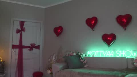 Kottyaa cb FOLLOWING  online show from 02-21-25, 09:11