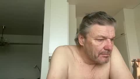 kovapoika online show from 10-04-25, 08:23