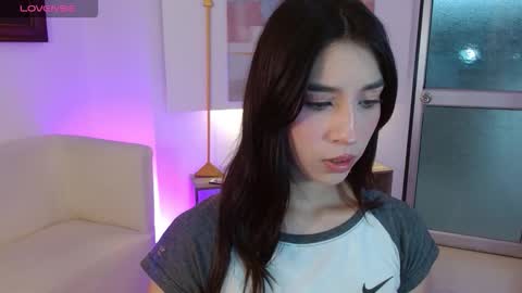 Elizabeth online show from 12-15-25, 12:09