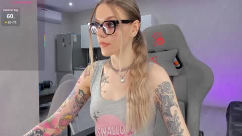 Jess online show from 04-22-26, 11:01