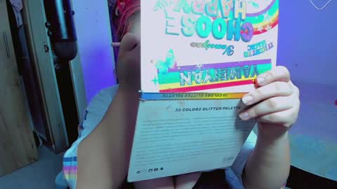 Khloe online show from 02-05-25, 04:37