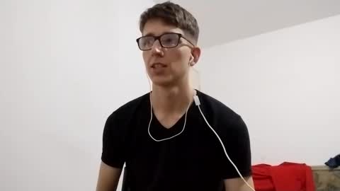 Snapshot of kpo10 chatting on 01-13-25, 09:19 Facu online show from 01-13-25, 09:19