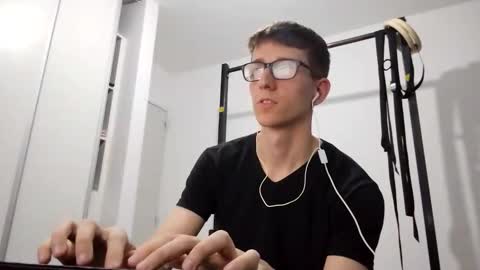 Facu online show from 12-22-25, 08:22