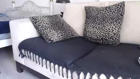 Mert online show from 10-21-25, 09:21