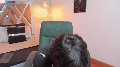 Snapshot of kraven_lust chatting on 10-05-25, 03:16 Kraven online show from 10-05-25, 03:16