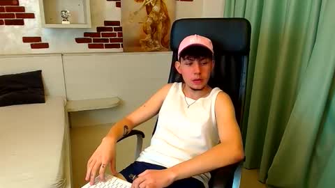 KrewVaughn online show from 10-15-25, 05:18