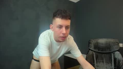 KrewVaughn online show from 03-11-26, 11:38