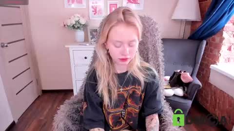 kris_grant online show from 02-20-25, 10:16