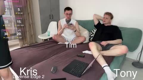 Snapshot of kris_robinson chatting on 02-26-26, 07:51 Kris online show from 02-26-26, 07:51