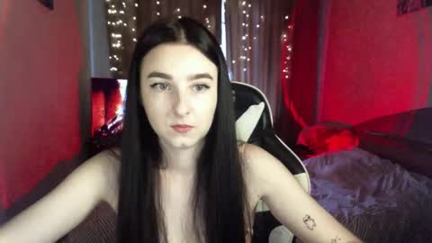 Snapshot of krisbadass chatting on 09-10-25, 07:30 Kris online show from 09-10-25, 07:30