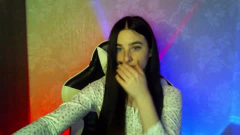 Snapshot of krisbadass chatting on 09-10-25, 07:36 Kris online show from 09-10-25, 07:36