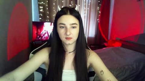 Snapshot of krisbadass chatting on 09-11-25, 08:47 Kris online show from 09-11-25, 08:47