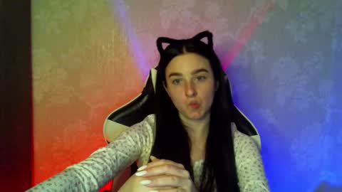 Snapshot of krisbadass chatting on 09-13-25, 02:17 Kris online show from 09-13-25, 02:17