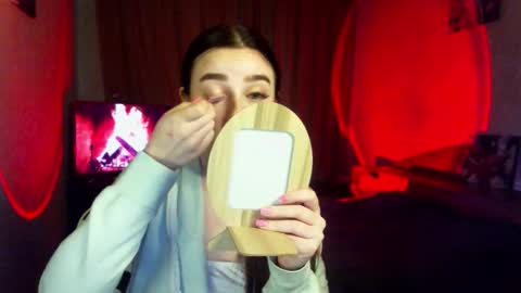 Snapshot of krisbadass chatting on 10-13-25, 05:18 Kris online show from 10-13-25, 05:18