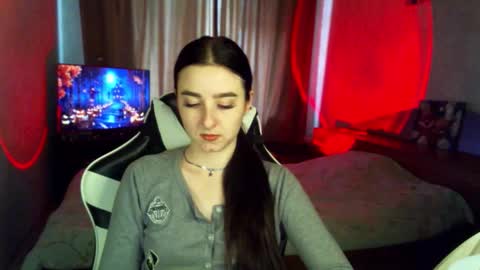 Snapshot of krisbadass chatting on 10-18-25, 08:48 Kris online show from 10-18-25, 08:48