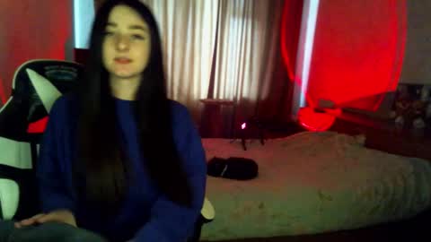 Snapshot of krisbadass chatting on 10-19-25, 11:44 Kris online show from 10-19-25, 11:44